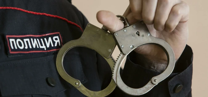 Обнинские полицейские задержали злоумышленника, пытавшегося похитить автомобиль на месте преступления