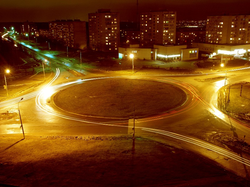 Круговая развязка. Улицы Маркса-Королева-Гагарина