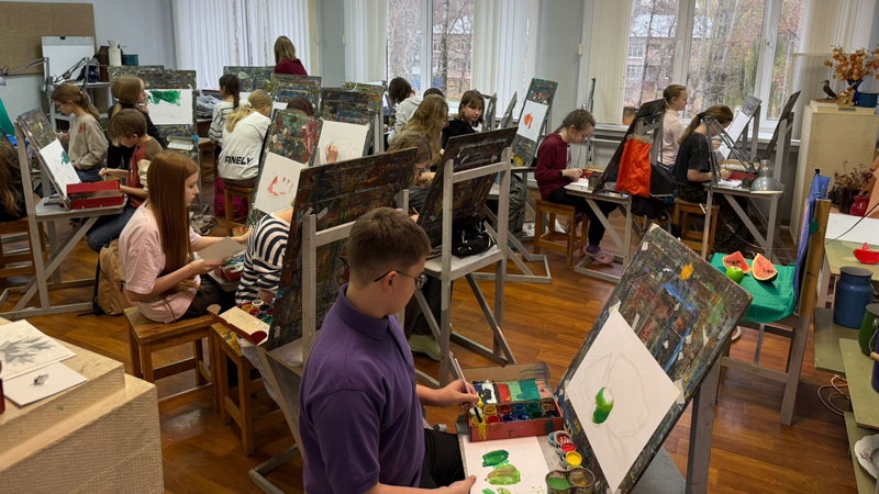 В Детской художественной школе прошёл ежегодный конкурс «Рисуем вместе»
