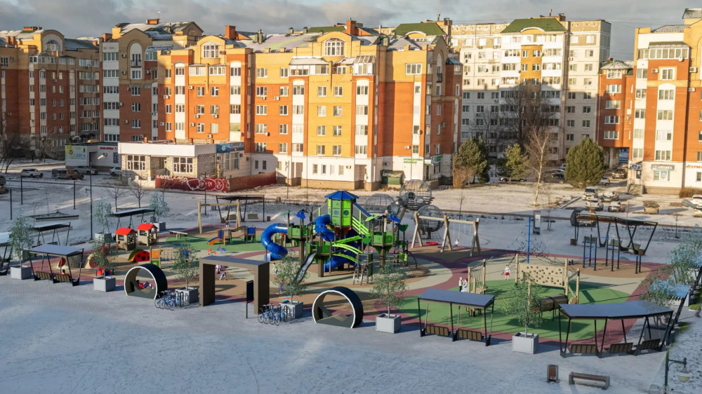 Детская площадка у ТРК «Триумф Плаза» лидирует в голосовании по выбору объекта для благоустройства