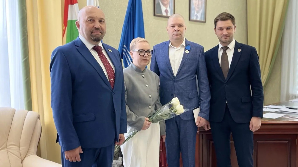 Участнику СВО Андрею Янкину вручили медаль «Своих не бросаем»